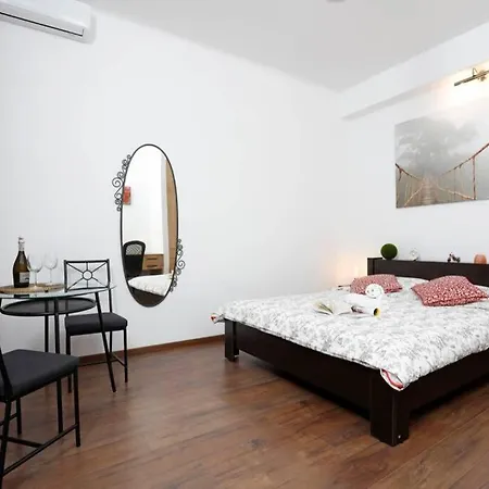 בוקרשט La Copac Cozy Stay מראה חיצוני תמונה